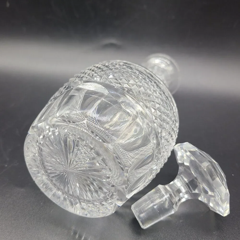 St Louis France Trianon Cut Faceted Crystal Cordial Wine Decanter Stopper 8.5